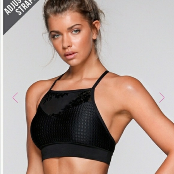 lorna jane sports bra